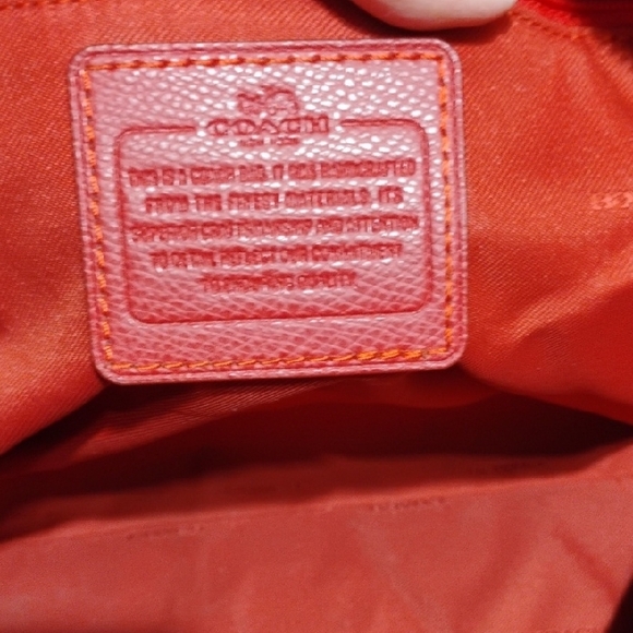 Authentic Coach Red Leather Turn Lock Tote Bag Gently Used - Picture 13 of 16
